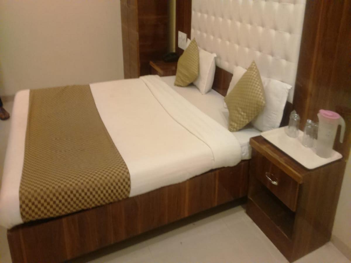 Hotel Shri Krishna Shirdi Exterior foto